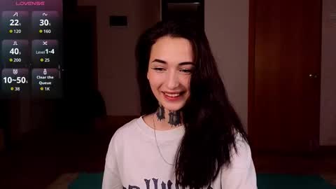 Snapshot of lisa_juicy chatting on 12.02.25 Liza online show from 12.02.25