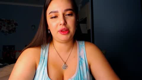 Snapshot of lisa_lady_golden chatting on 09.23.25 lisa_lady_golden online show from 09.23.25
