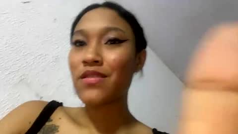 Snapshot of lisa_mahun72 chatting on 10.04.25 Lisa online show from 10.04.25