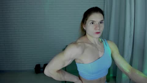 lisa online show from 10.08.25