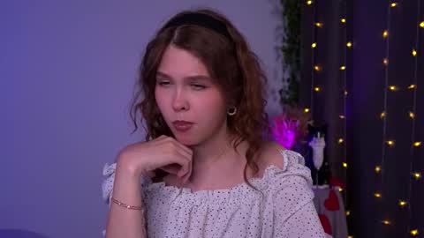  Lisa  online show from 11.09.25