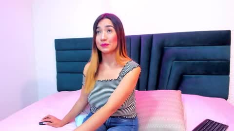 lisa white  online show from 01.12.25