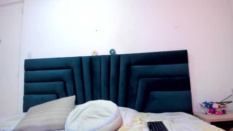 lisa white  online show from 02.19.25