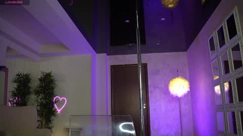 onlyfans-lisaakira instagram-lisaakira9  twitter-lisaakira4 online show from 01.09.26