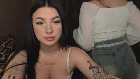 Lisa and Den online show from 10.04.25