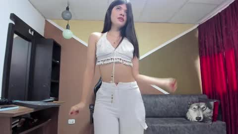 Lisa Gray Independent Model online show from 10.16.25