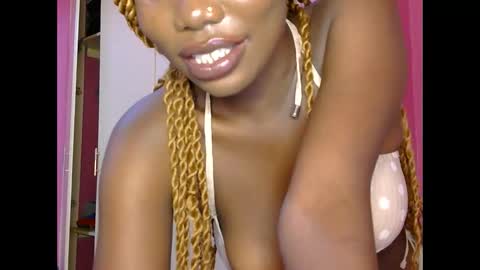 Lisah online show from 04.15.26