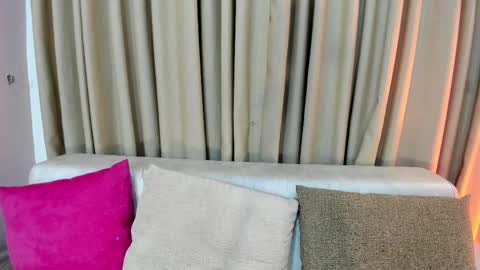 Snapshot of lisahadwiin chatting on 02.22.25 LisaHadwiin online show from 02.22.25