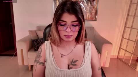 LISA MONROE online show from 10.19.25