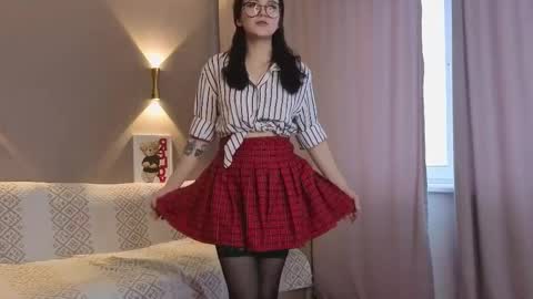 Kira online show from 04.03.26