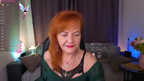 Hellomy name is Liset online show from 09.17.25