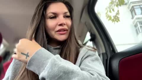 Lissa online show from 11.05.25