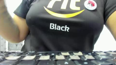 Snapshot of lissa_harris_ chatting on 04.15.26 Lisa online show from 04.15.26