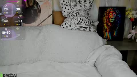 Snapshot of lissa_kitsune chatting on 09.26.25 Lissa online show from 09.26.25