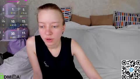 Snapshot of lissa_kitsune chatting on 11.27.25 Lissa online show from 11.27.25