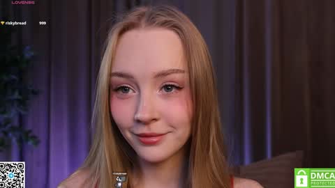 Snapshot of lissa_meooow chatting on 12.20.24 your Liza again. Next stream Dec. 1 at 2 or 3 GMT online show from 12.20.24