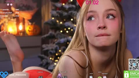 Snapshot of lissa_meooow chatting on 02.01.25 your Liza again. Next stream Dec. 1 at 2 or 3 GMT online show from 02.01.25