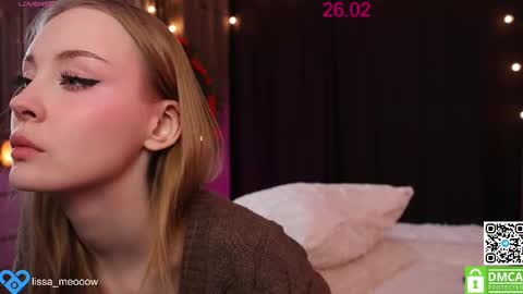 Snapshot of lissa_meooow chatting on 02.26.25 your Liza again. Next stream Dec. 1 at 2 or 3 GMT online show from 02.26.25