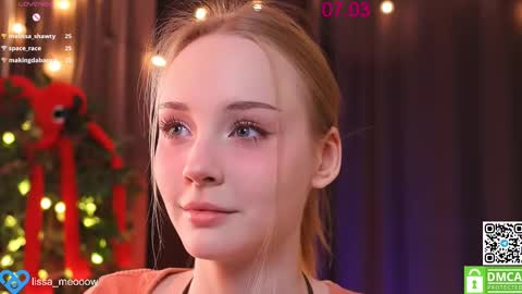 Snapshot of lissa_meooow chatting on 03.07.25 your Liza again. Next stream Dec. 1 at 2 or 3 GMT online show from 03.07.25