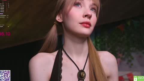 Snapshot of lissa_meooow chatting on 10.16.25 your Liza again. Next stream Dec. 1 at 2 or 3 GMT online show from 10.16.25