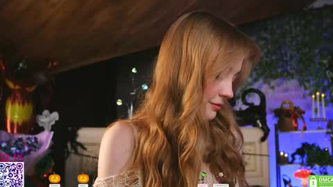 Snapshot of lissa_meooow chatting on 11.02.25 your Liza again. Next stream Dec. 1 at 2 or 3 GMT online show from 11.02.25
