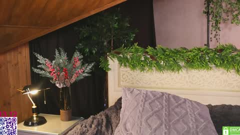 Snapshot of lissa_meooow chatting on 12.14.25 your Liza again. Next stream Dec. 1 at 2 or 3 GMT online show from 12.14.25