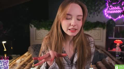 your Liza again. Next stream Dec. 1  at 2 or 3  GMT online show from 02.12.26