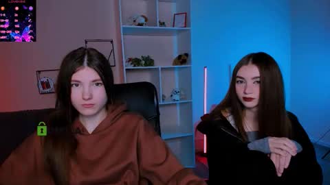 lissa_night online show from 10.13.25