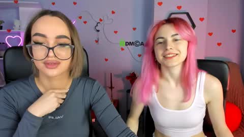 Snapshot of lissa_veils chatting on 04.05.26 lissa online show from 04.05.26