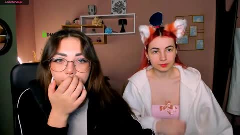 Snapshot of lissa_veils chatting on 04.13.26 lissa online show from 04.13.26