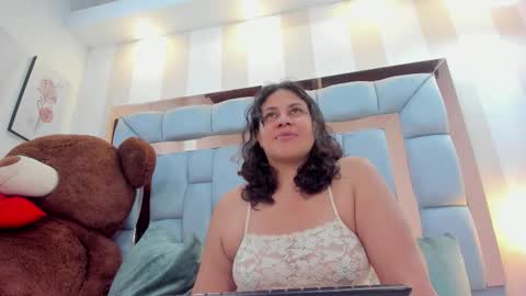 lissaharris online show from 02.20.26