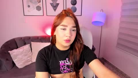 Snapshot of lissascarlett_1 chatting on 09.12.25 Lisssa online show from 09.12.25