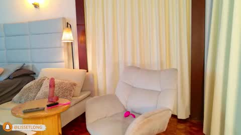 Lisseth Long  online show from 11.22.25