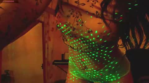 Snapshot of lisstaylor chatting on 11.05.25 Liss online show from 11.05.25