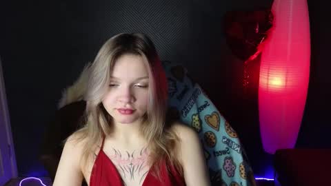 Snapshot of litabrom chatting on 03.06.25 Lena online show from 03.06.25