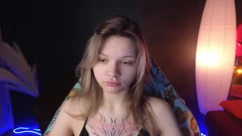 Snapshot of litabrom chatting on 03.09.25 Lena online show from 03.09.25