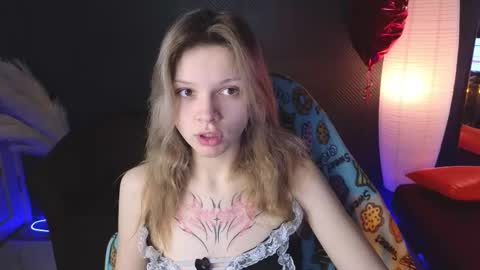 Snapshot of litabrom chatting on 03.12.25 Lena online show from 03.12.25