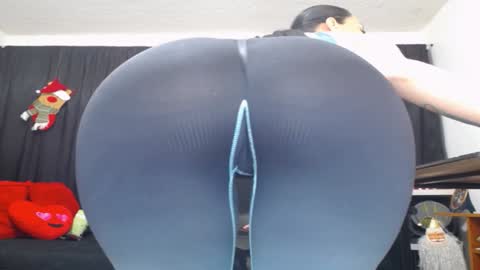 LITA a sexy milf online show from 01.03.25