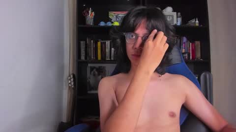 Snapshot of literateboy chatting on 12.18.25 Literateboy online show from 12.18.25