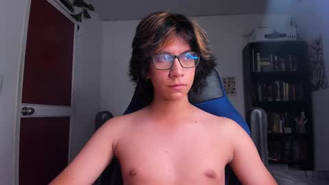 Snapshot of literateboy chatting on 02.08.26 Literateboy online show from 02.08.26