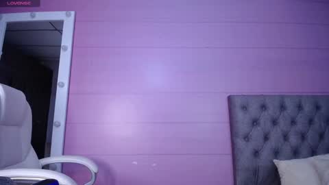 LOLA online show from 02.19.25