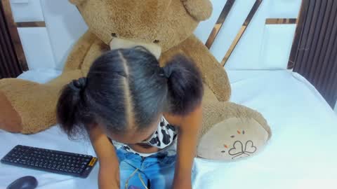 Snapshot of litte_ebony chatting on 12.28.24 Ashley online show from 12.28.24