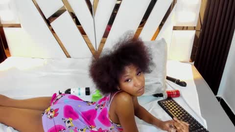 Snapshot of litte_ebony chatting on 01.24.25 Ashley online show from 01.24.25