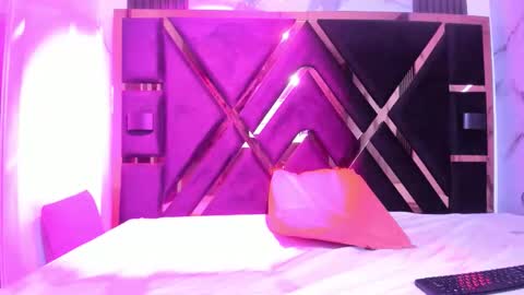 Snapshot of litte_ebony chatting on 11.13.25 Ashley online show from 11.13.25