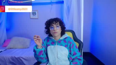 Snapshot of little__amy_ chatting on 12.21.24 AMY online show from 12.21.24