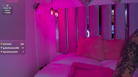 little ary online show from 12.11.24