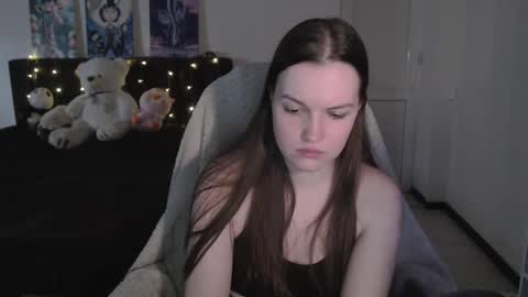 little__flowers online show from 10.20.25