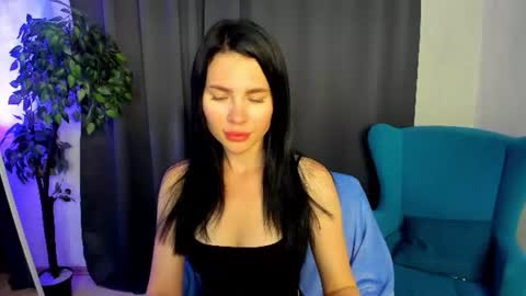 Snapshot of little__isabel chatting on 06.29.26 Isabel online show from 06.29.26