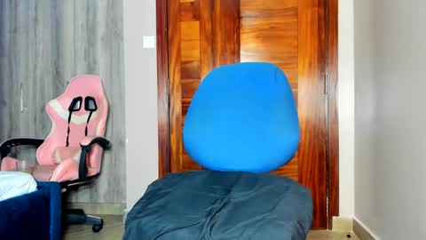 Snapshot of little_africa chatting on 03.03.26 little_africa online show from 03.03.26