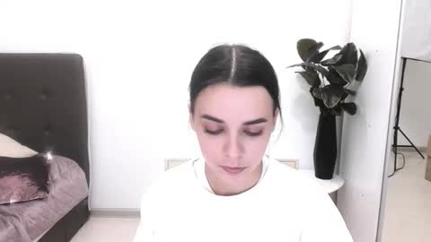 Ami online show from 04.09.26